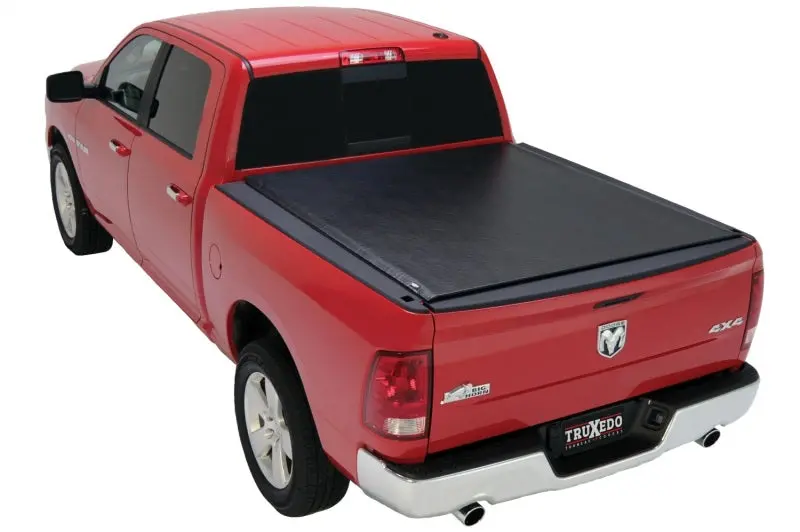 Truxedo Lo Pro Bed Cover | Ram 1500 (2019–2020, 5'7" Bed, New Body, Multi-Function Tailgate) 1